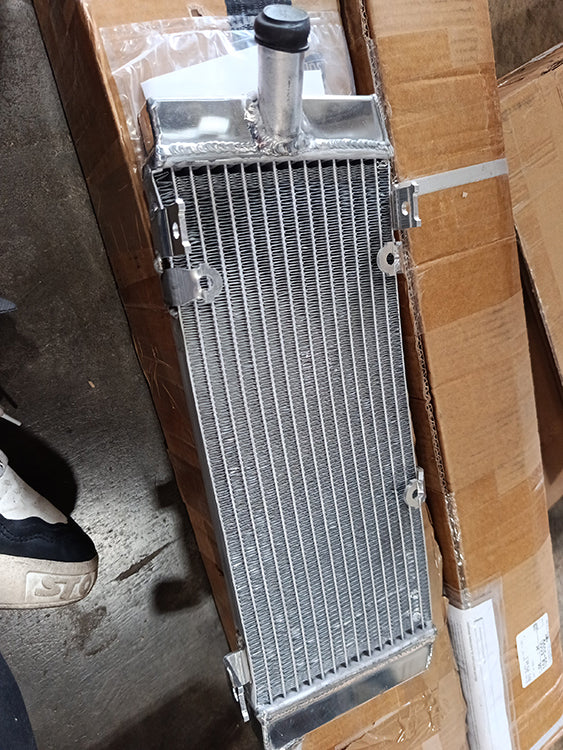 Returned For Honda VT1300 Fury 2010-2024 Aluminum Water Cooler Radiator 19010-MFR-305