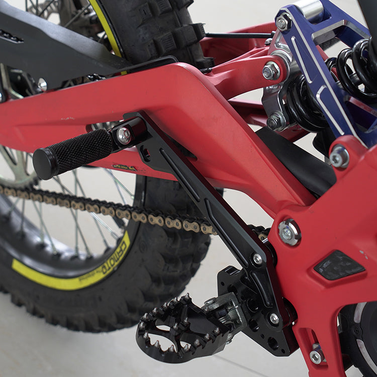 Black Front Foot Pegs Pedal Bracket Set For Sur-ron Light Bee X / Segway X260 / 79Bike Falcon M / E Ride Pro SS 2.0 / 3.0