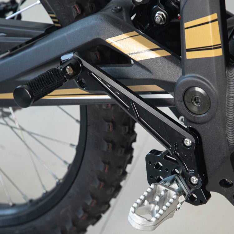 Returned Black Front Rear Foot Pegs Pedal Bracket Kit For Talaria Sting / Talaria Sting MX3 / Talaria Sting R MX4 / Talaria Sting MX5 Pro