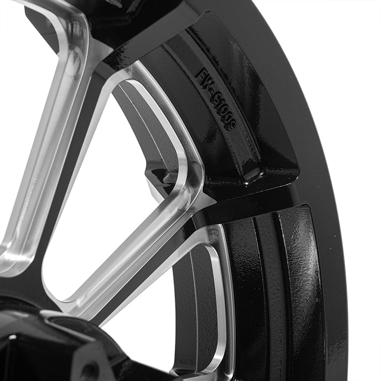 16x3.5 Aluminum Front Wheel Rim Hub for Harley Davidson Touring Electra Glide / Road Glide / Street Glide / Road King 1984-2008
