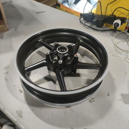 Returned 17x3.5 Front Tubeless Cast Wheel For Yamaha R6 2003-2016 / R6S 2006-2009 / R1 2004-2014 / FZ6 2004-2009 / FZ1 2006-2009 2011-2015