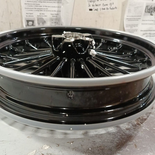 Returned For Harley Dyna Super Glide Low Rider Wide Glide Fat Bob Street Bob Switchback Front Dual Disc Fat Spoke Wheel