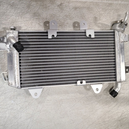 Returned Aluminum Water Cooler Radiator For KTM Duke 390 / Duke 250 / RC390 2017-2020