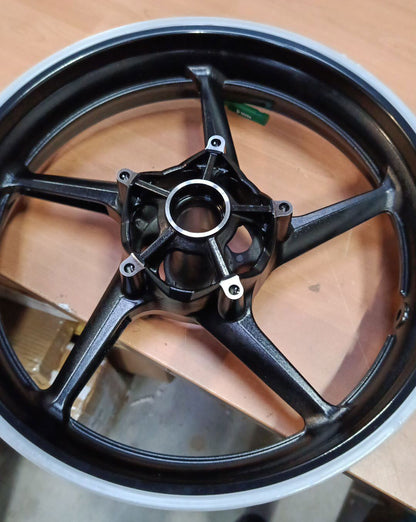 Returned Front Tubeless Cast Wheel For Yamaha R6 2018-2020 / R1 2015-2022 17x3.5